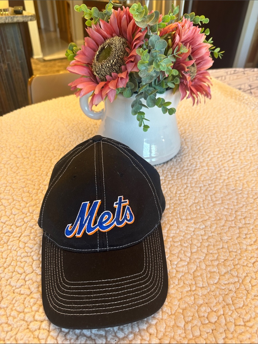 🌺 New York Mets Black Baseball Cap with Orange & Blue Logo